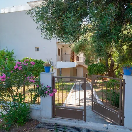 Nancy Seafront By Rentalspro - Halkidiki ניאה מודאניה